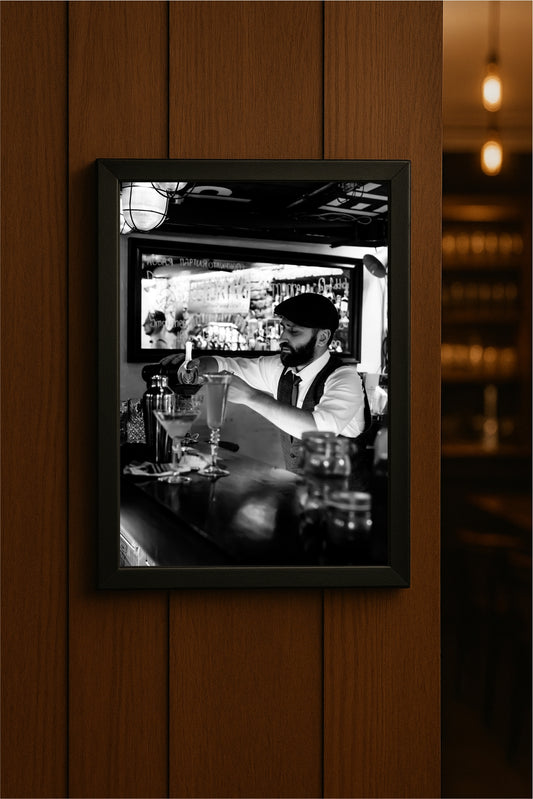 “The Classic Pour – Cinematic Bartender Art” 🍸🖤