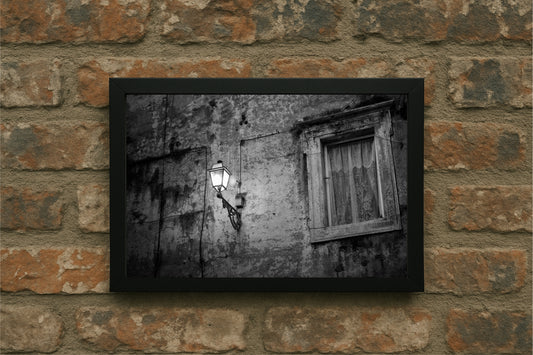“Silent Window – Vintage Noir Frame” 🕯️🏚️
