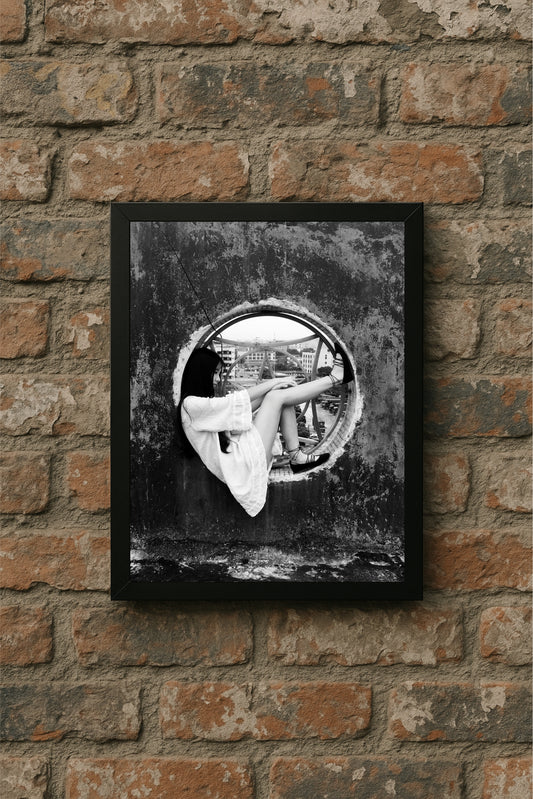 “Circle of Stillness – Monochrome Portrait Frame” 🖤⭕